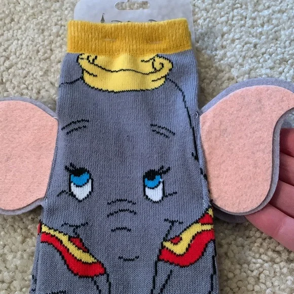 Disney Parks Dumbo Socks (Don’t Just Fly Soar!) New With Tags. Ladies Size 5-10 - Picture 3 of 7
